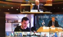 导演爆料光明会议视频完整版,光明会议视频完整版背后的惊人真相