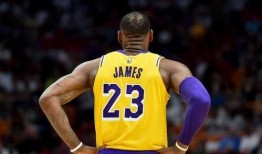 湖人记者爆料詹姆斯视频