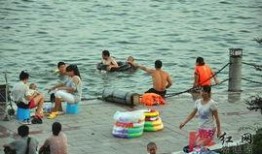 亲水爆料视频,揭秘视频背后的惊人真相