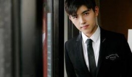 最新爆料陈飞宇,神秘女友身份引热议